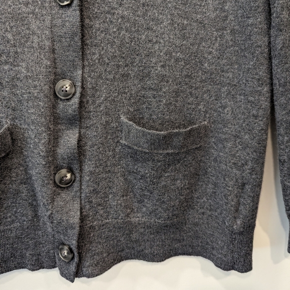 Kirkland 100% Extra Fine Merino Cardigan - Picture 4 of 6